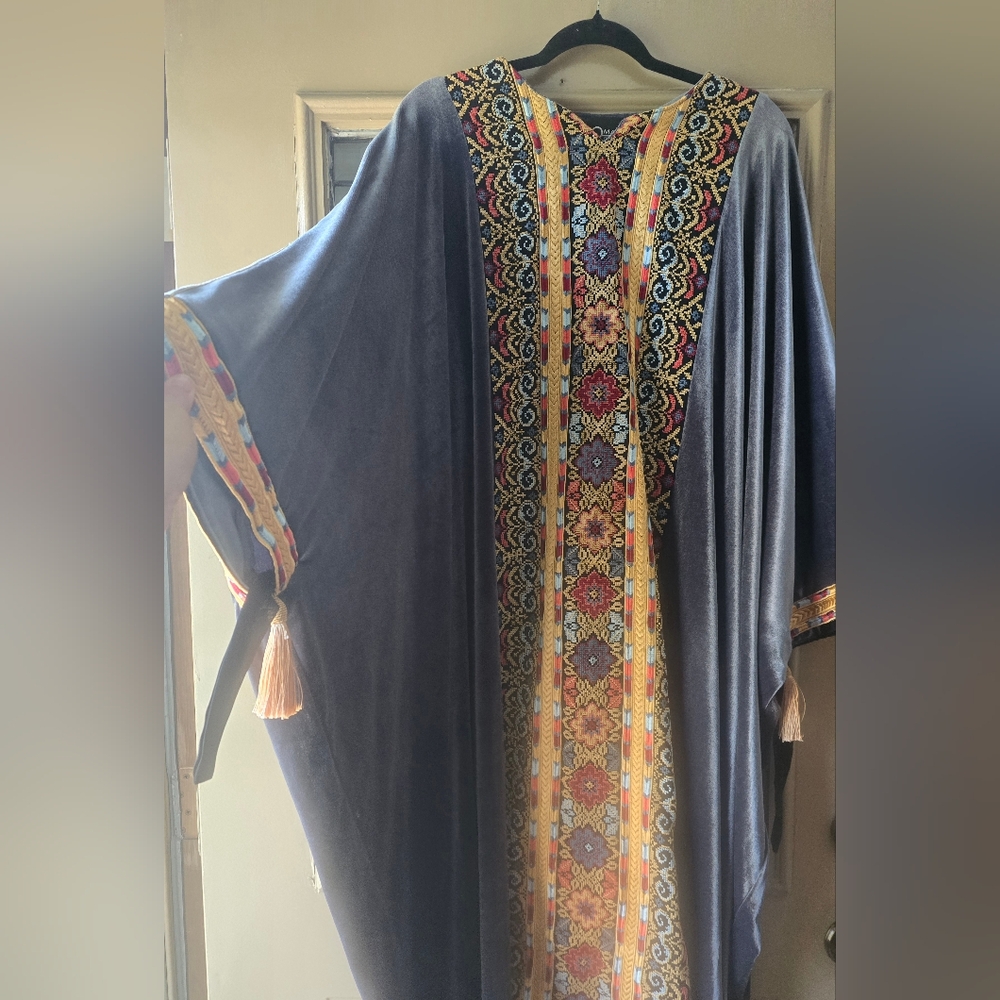 Luxurious Embroidered Kaftan with Tassels